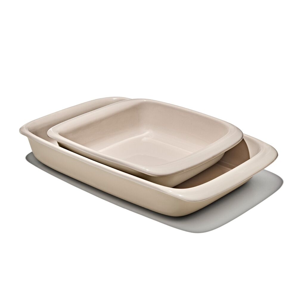 3 Qt Rectangular Stoneware Baking Dish A0