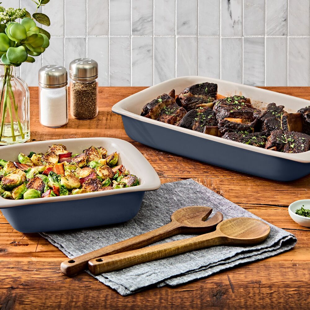 3 Qt Rectangular Stoneware Baking Dish A0