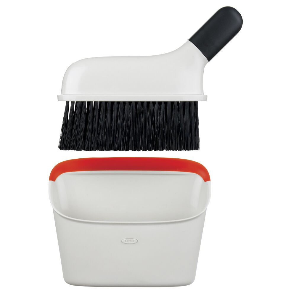 Compact Dustpan & Brush Set R0