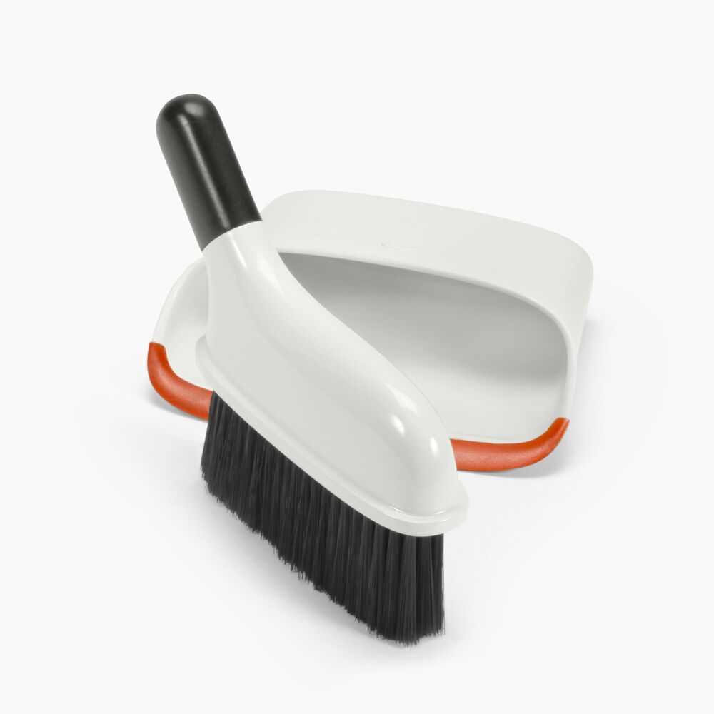 Compact Dustpan & Brush Set R0