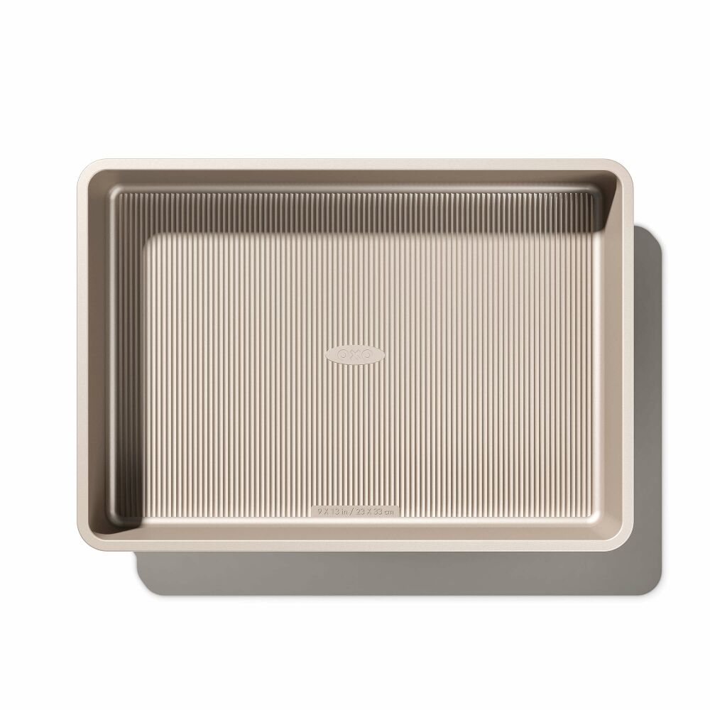 Non-Stick Pro Cake Pan - 9" x 13" Y8