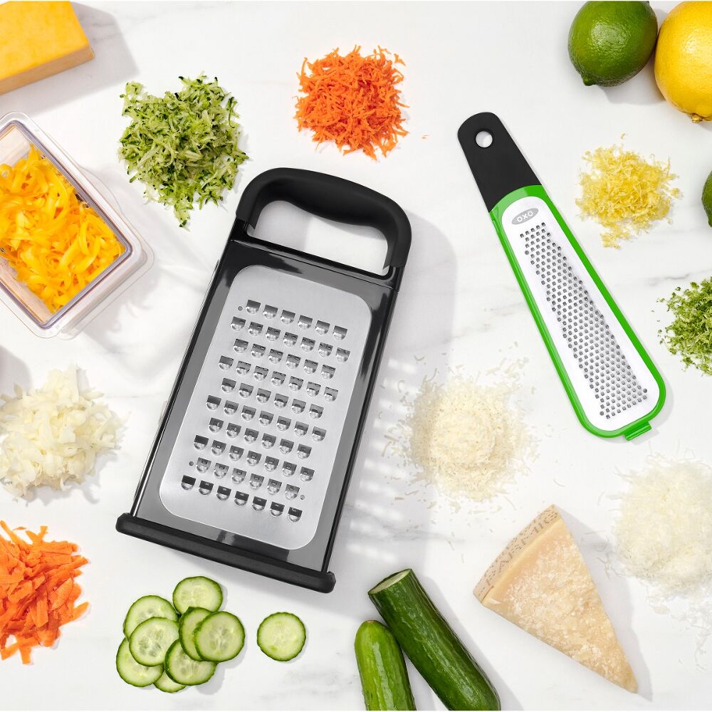 Etched Box Grater With Removable Zester G7