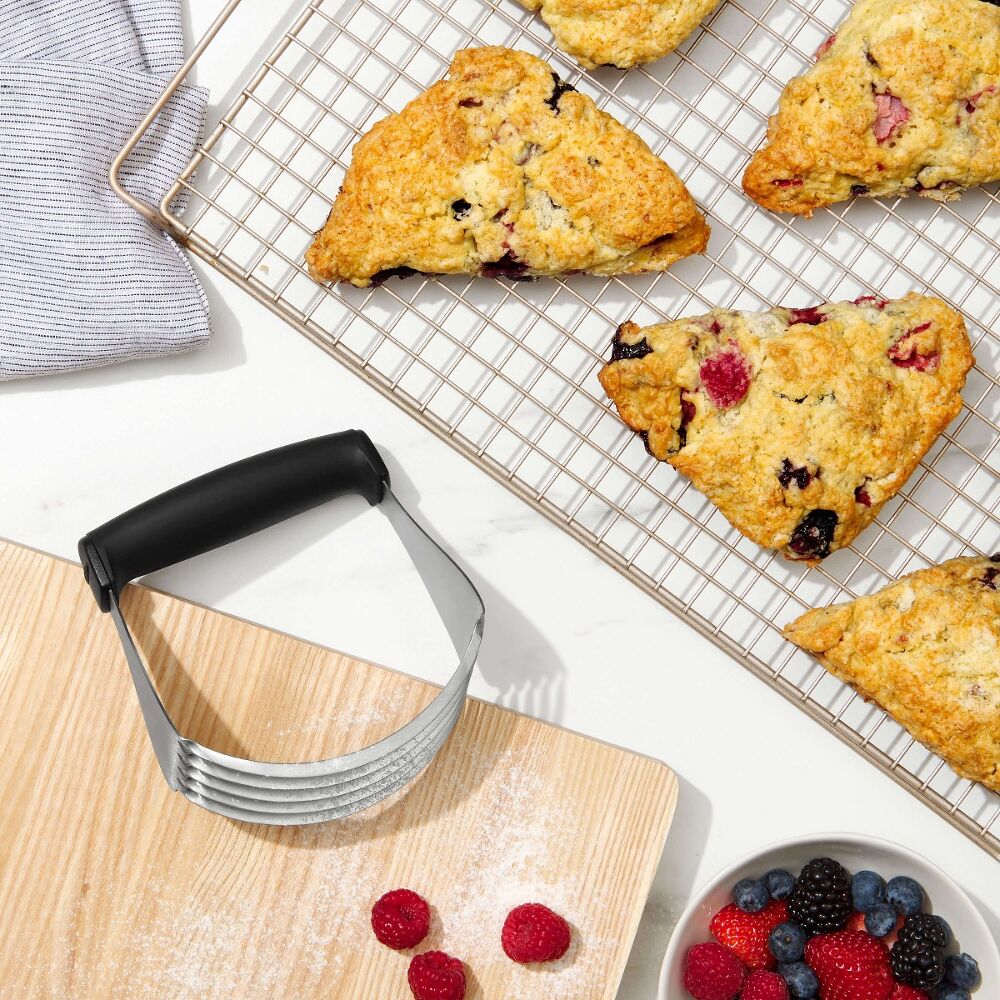 Dough Blender With Blades W9