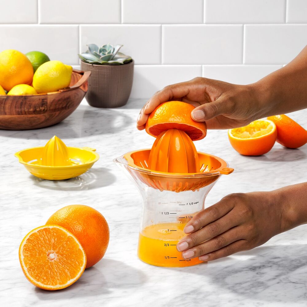 2-in-1 Citrus Juicer V8