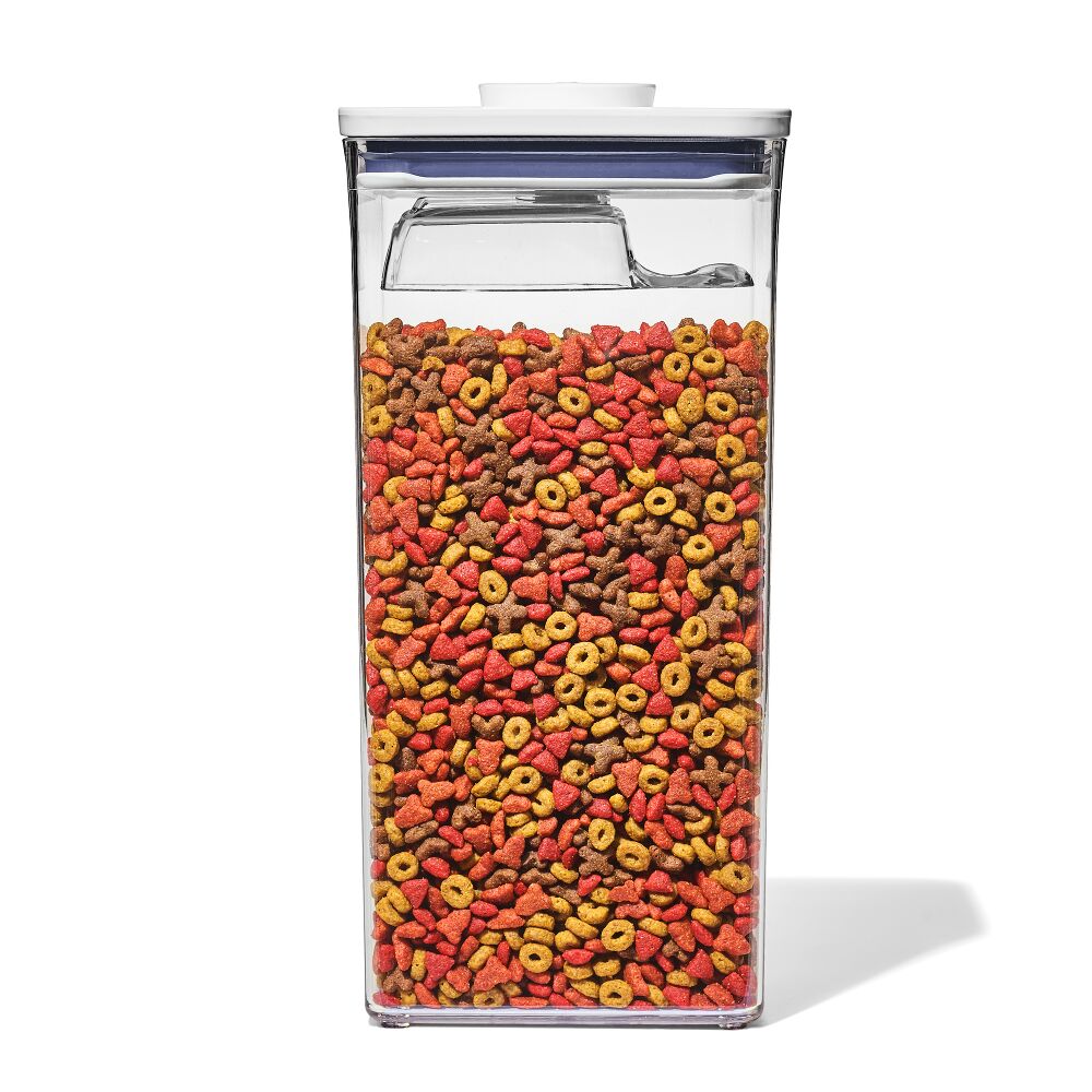 OXO Good Grips Pet POP Container – 6.0 Qt/5.7 L with Half Scoop U7