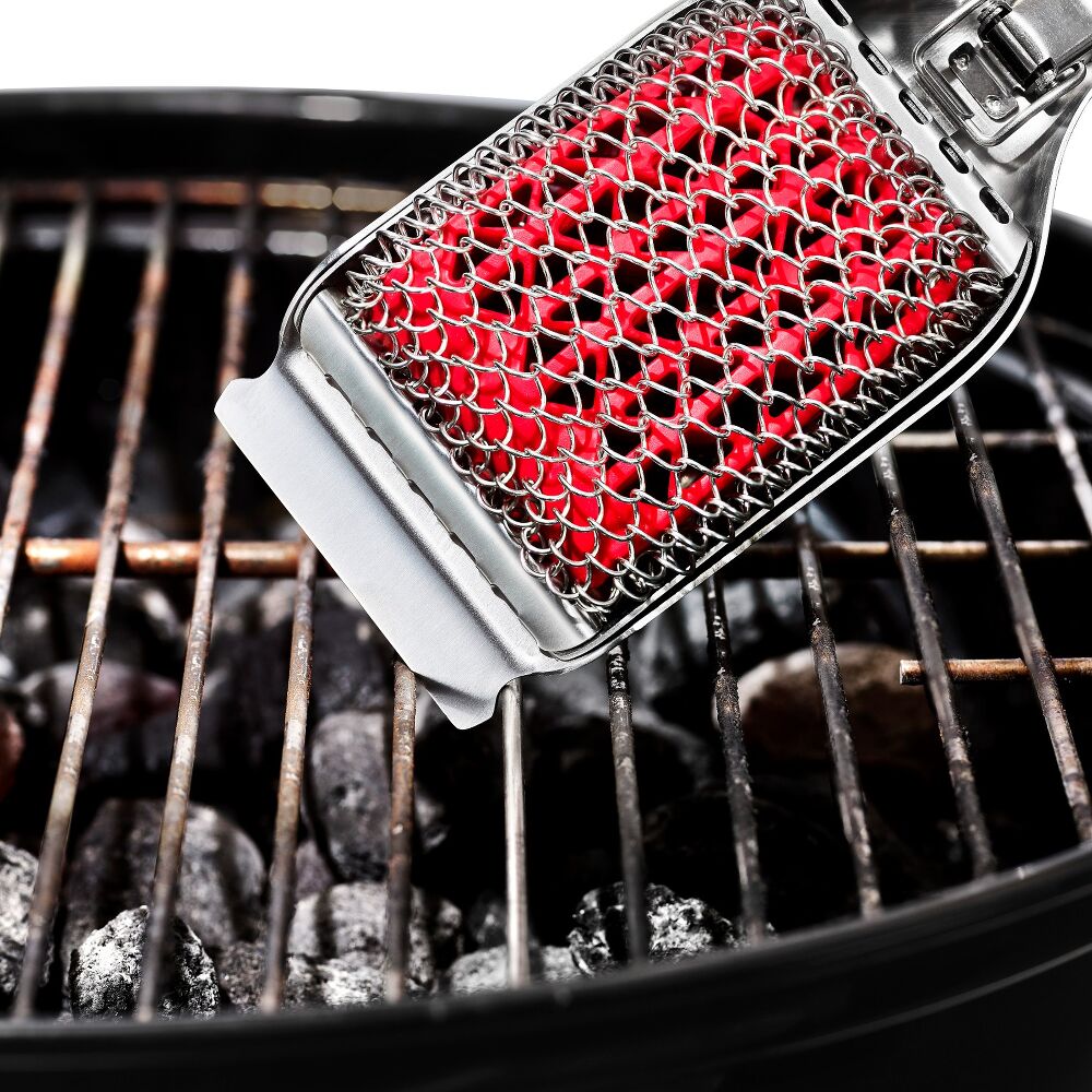 Coiled Grill Brush With Replaceable Head Q4