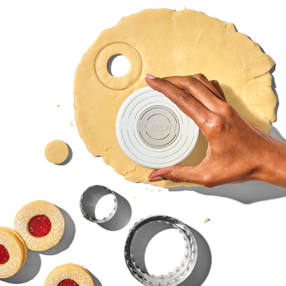 Double-Sided Cookie and Biscuit Cutter L9