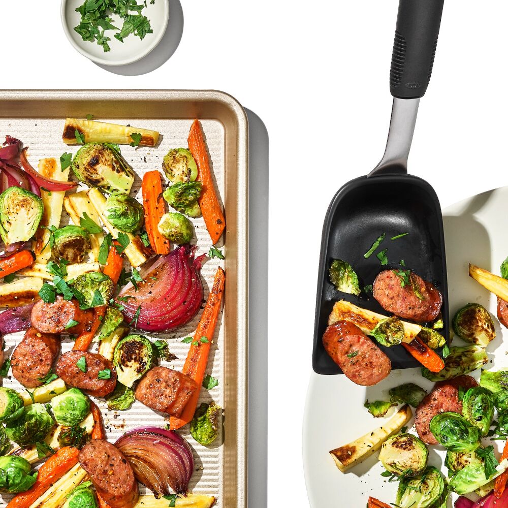 Sheet Pan Scoop W4