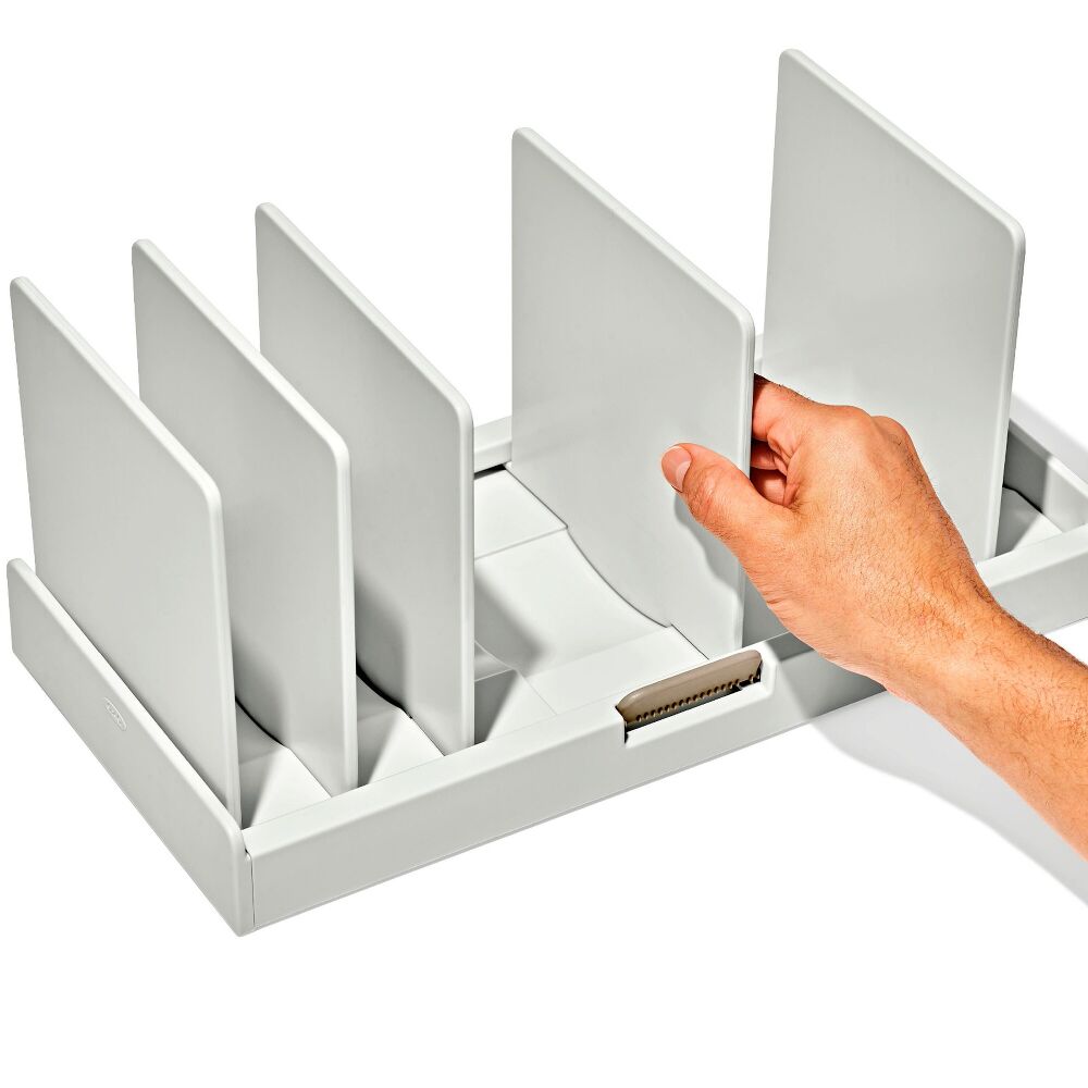Adjustable Cookware Organizer E4