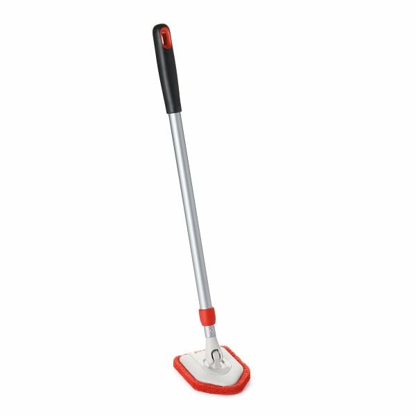 Extendable Tub & Tile Scrubber T8