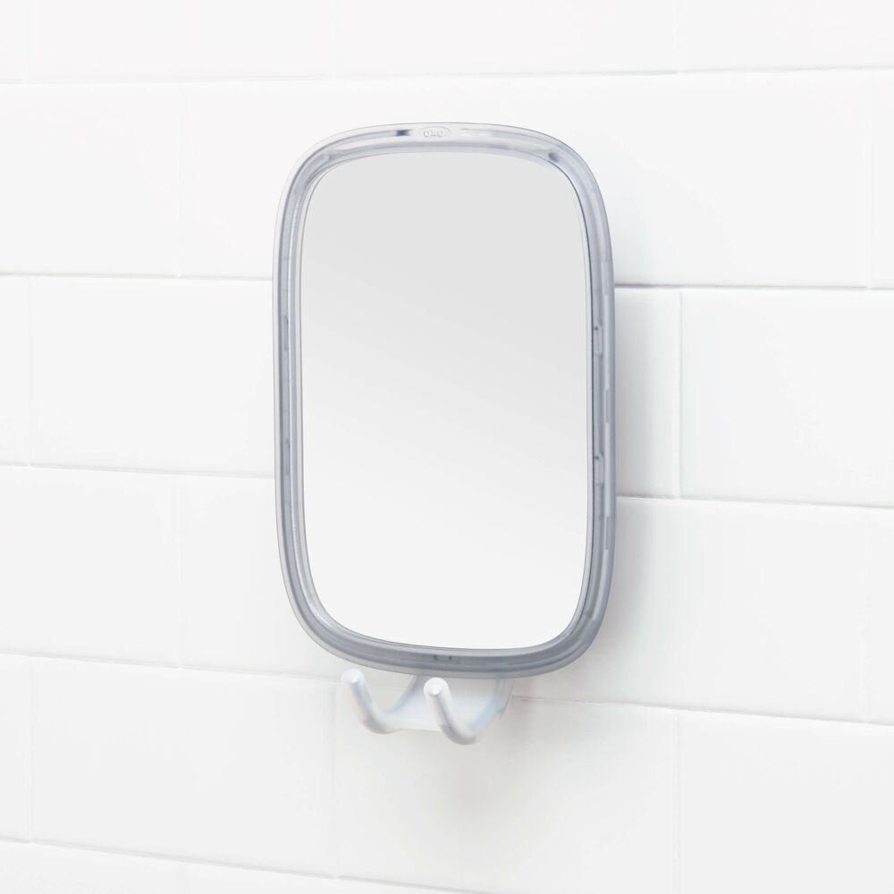 StrongHold™ Suction Fogless Mirror U7