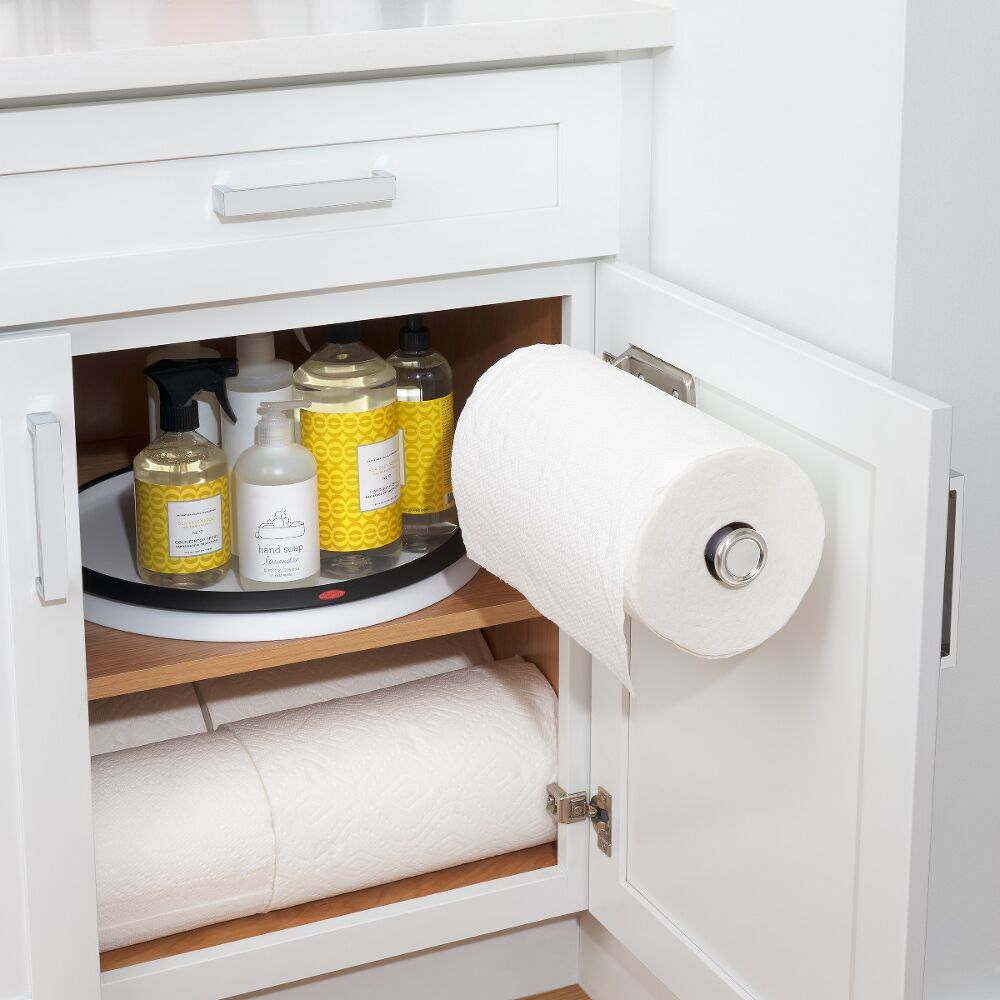 Steady Mounted Paper Towel Holder O9
