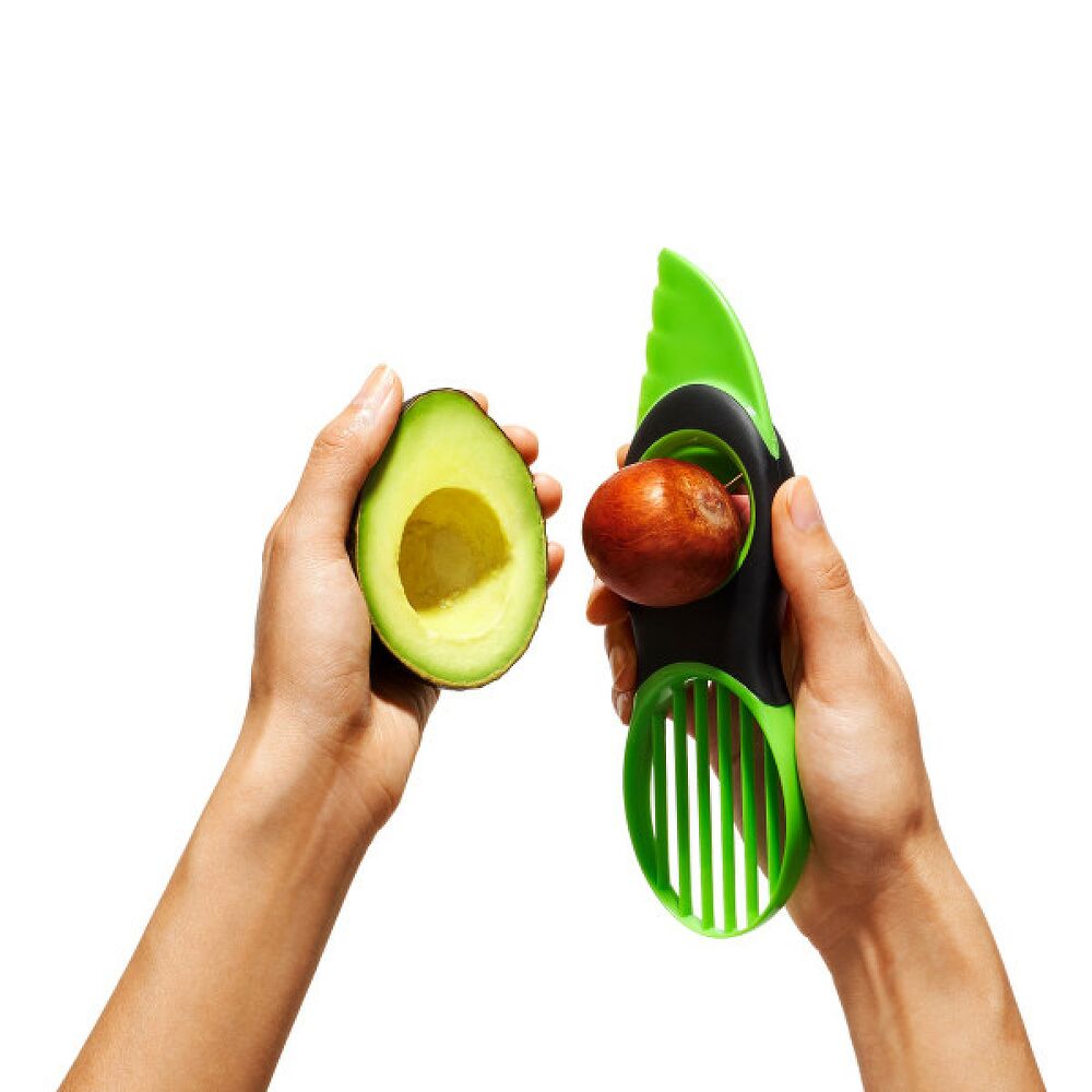 3-in-1 Avocado Slicer D8