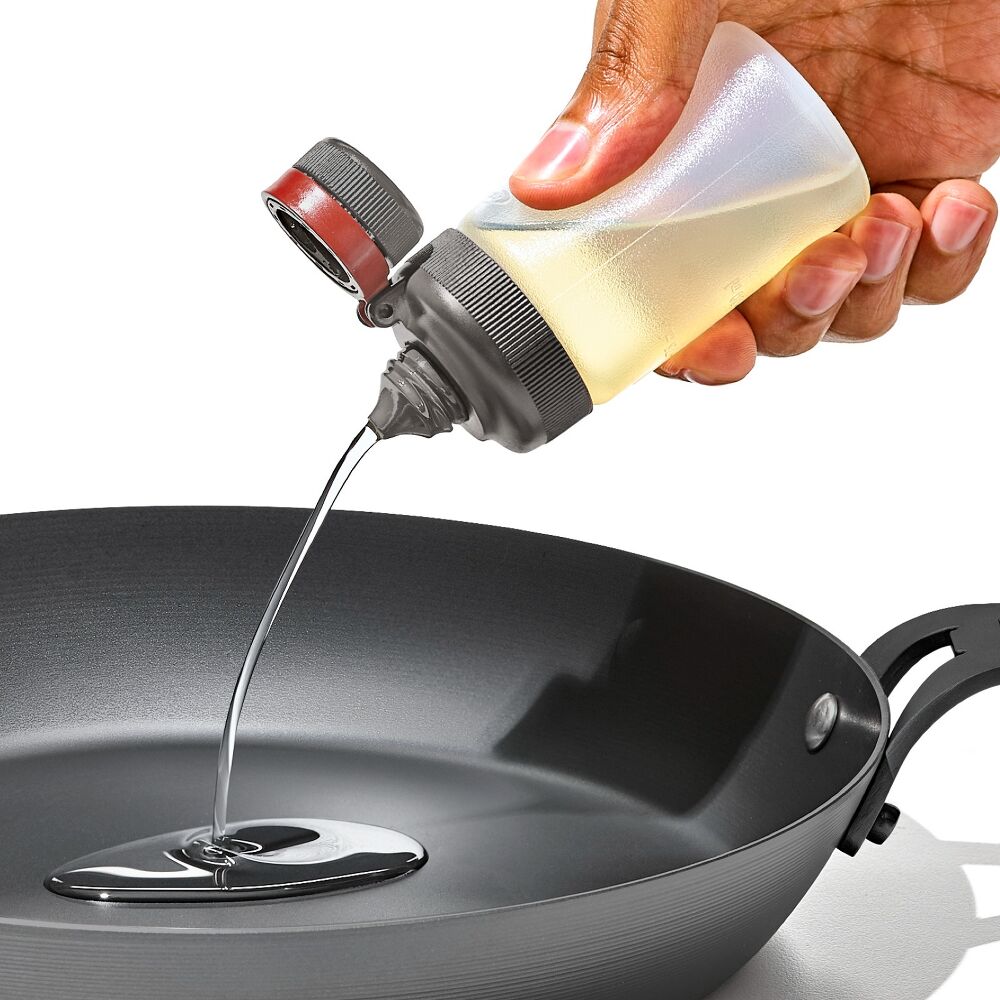 Outdoor 7-Piece Spice Shaker & Squeeze Bottle Set N8
