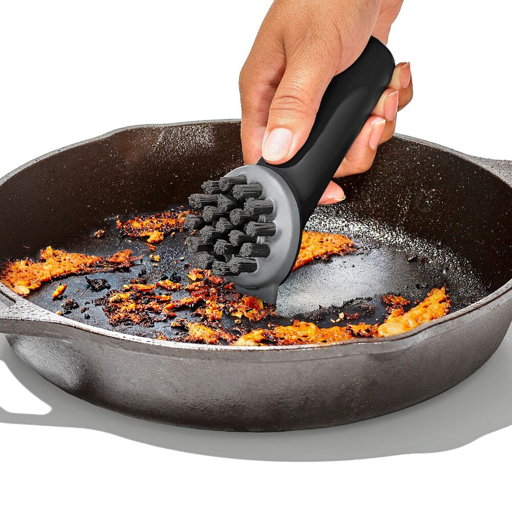 Cast Iron Brush A7