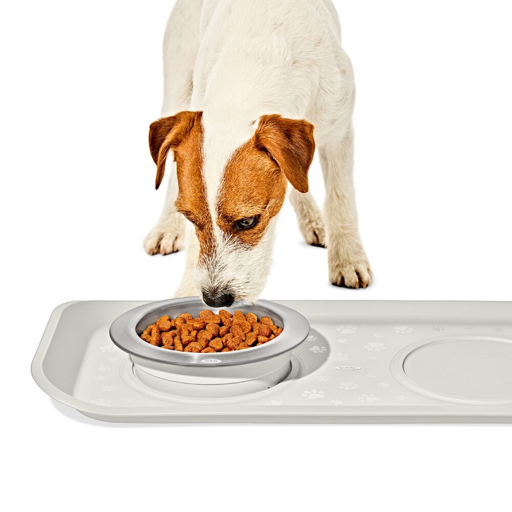 OXO Pet Easy-Clean Feeding Mat Q8
