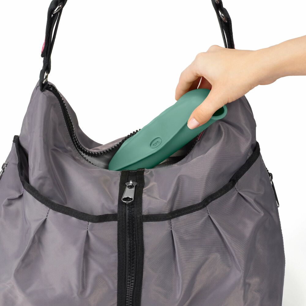 Roll-Up Bib Set I5