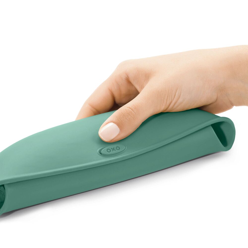 Roll-Up Bib Set I5