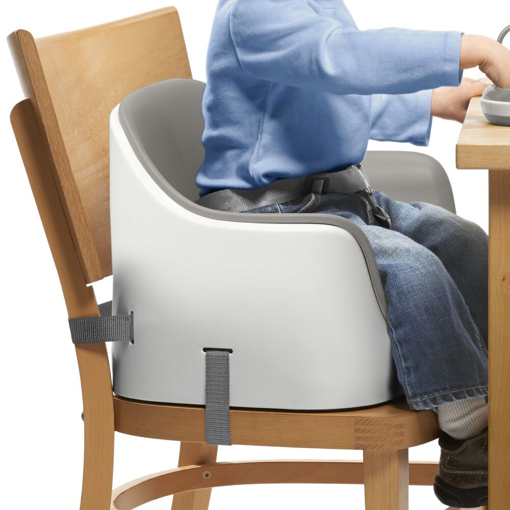 Nest Booster Seat with Removable Cushion G9