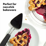 Nylon Flexible Pie Server G0