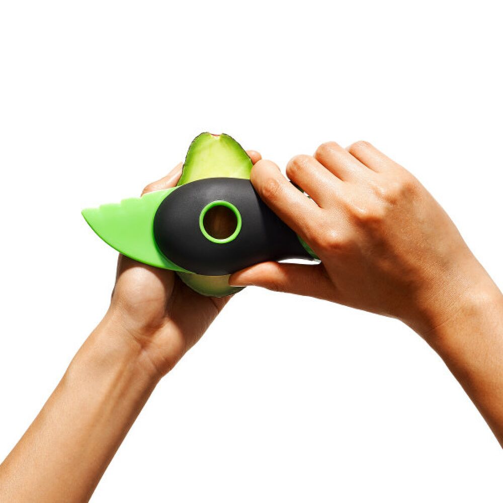 3-in-1 Avocado Slicer D8