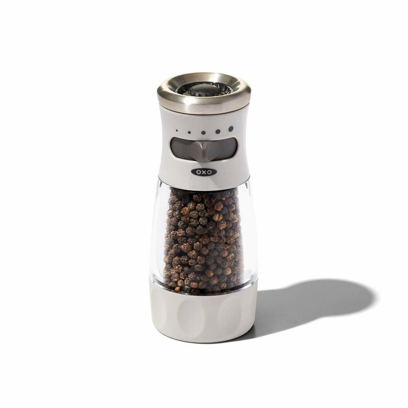 Contoured Mess-Free Pepper Grinder N5