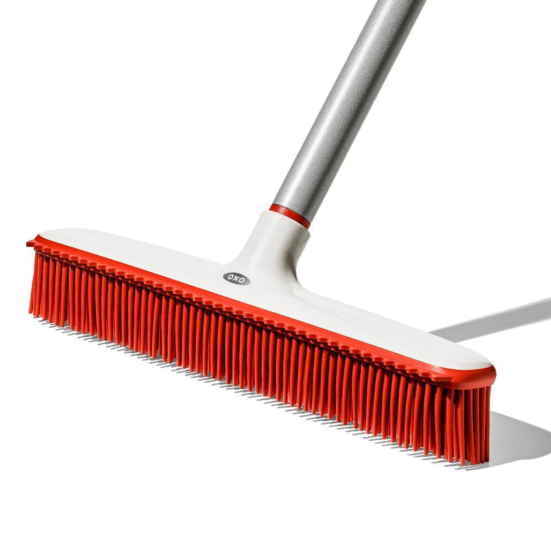 OXO Good Grips Fur Broom N2