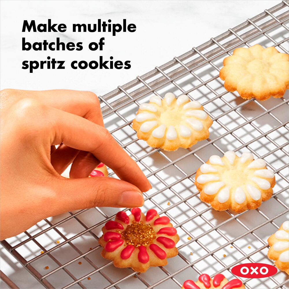 14-Piece Cookie Press Set B3