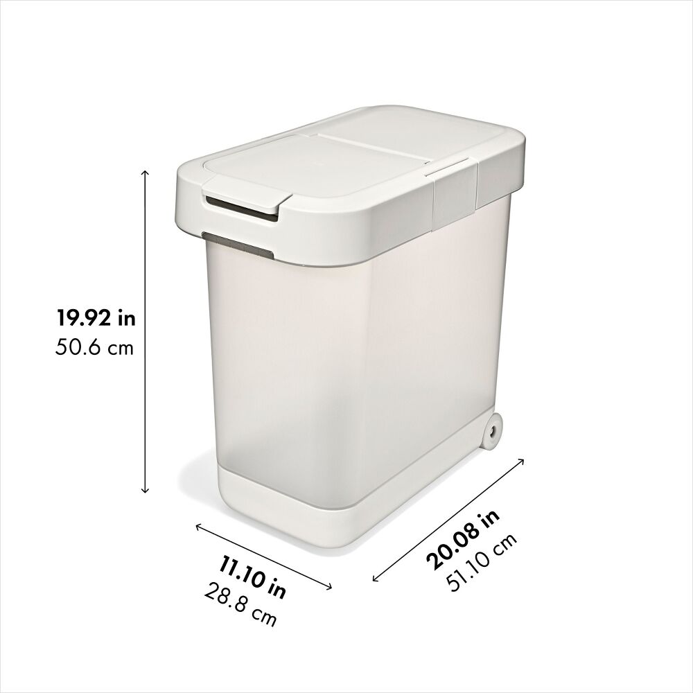 OXO Pet Airtight Food Container with Scoop — Large Q1